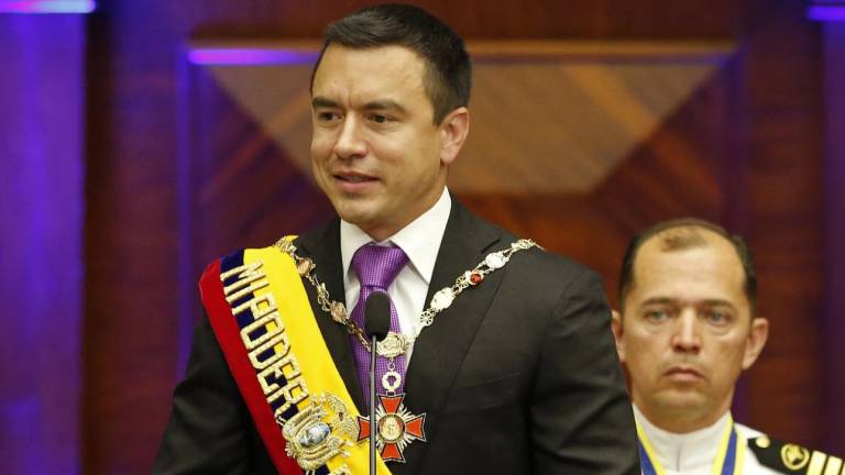 Daniel Noboa ratifica a la mayoría de su gabinete ministerial.