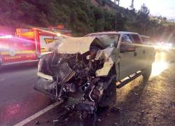 Imágenes del accidente en la mañana del domingo 12 de mayo de 2024 en la avenida Simón Bolívar, en Quito.