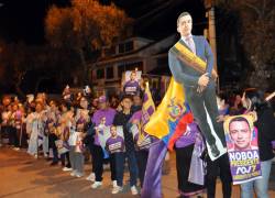 Simpatizantes del presidente Daniel Noboa coparon la avenida 12 de abril en la ciudad de Cuenca, tras el triunfo en la segunda vuelta de las elecciones presidenciales 2025. Foto Boris Romoleroux/API.