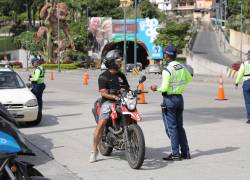 Rematarán vehículos y motos detenidos.