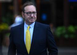 El actor estadounidense Kevin Spacey llega al Tribunal de la Corona de Southwark en Londres el 25 de julio del 2023, hoy fue absuelto de los cargos.