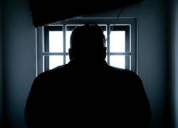 Dictan 19 años de prisión para sujeto por violar a sobrina con discapacidad intelectual en Cañar