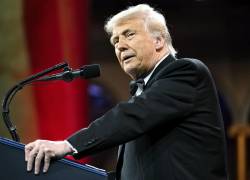 Este es un EXCELENTE momento para trasladar su EMPRESA a los Estados Unidos de América, dijo Trump.