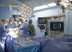 Solca Guayaquil es el primer hospital en Ecuador en obtener la certificación para realizar cirugías en tumores cerebrales con florescencia fotosensibilizadores.