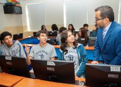 La Unidad Educativa Bilingüe Particular William Caxton impulsa un plan de estudios con asignaturas como: inteligencia artificial, blockchain, machine learning, ciencias de datos, fintech, entre otras.