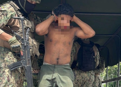 Fotografía de uno de los aprehendidos del operativo.