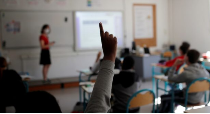 Retorno a clases en Ecuador se aplaza por variante Ómicron