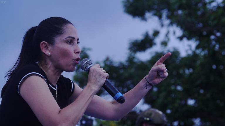 Luisa González es denunciada ante el TCE por violencia política de género