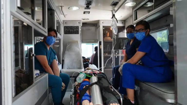 Inauguran la primera ambulancia de simulación en Ecuador