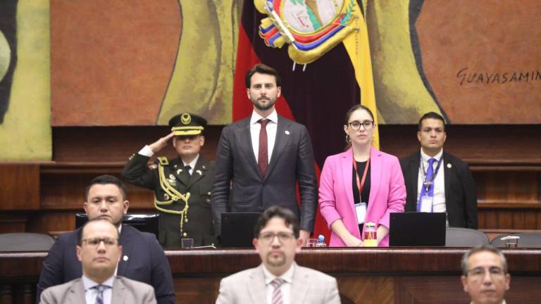 Niels Olsen, presidente de la Asamblea Nacional, inició la sesión con dos horas de retraso.